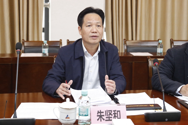 1.朱堅和宣貫自治區會(huì )議精神.JPG