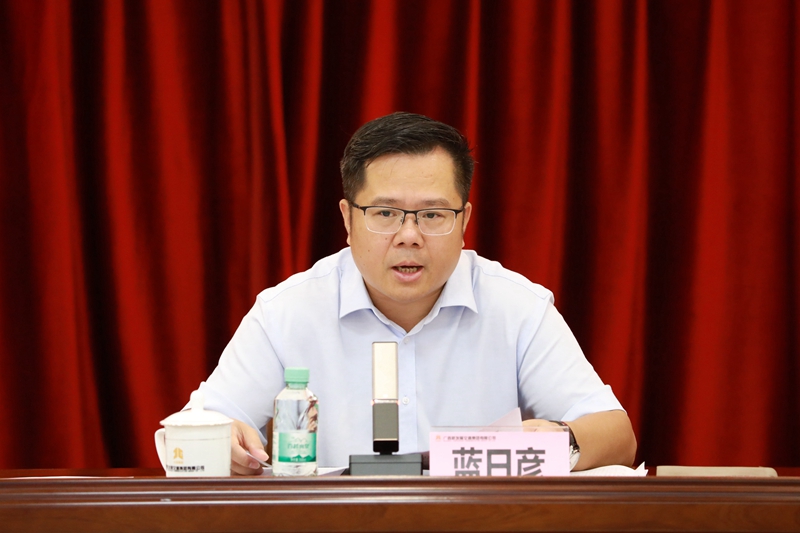 3.藍日彥講話(huà).JPG